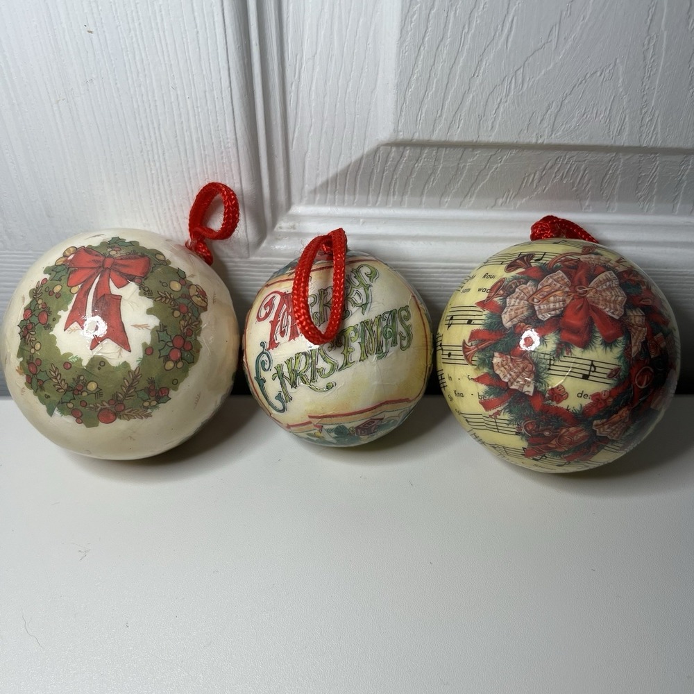 Set Of 3-Vintage Paper Mache Wreath & Merry Christmas Ornaments